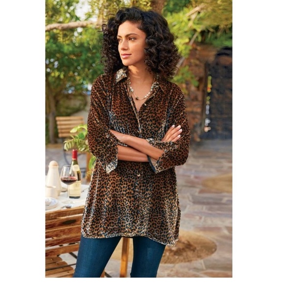 Soft Surroundings Tops - Soft Sorroundings Icon Silk Velvet Poets Shirt